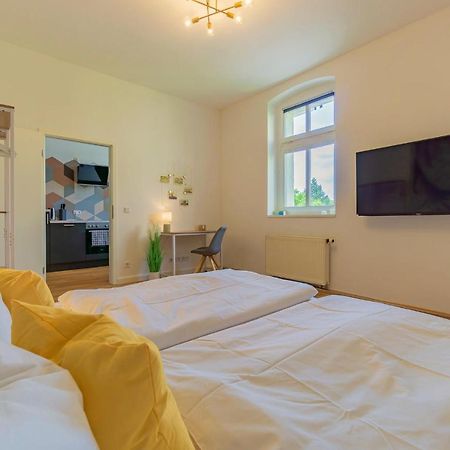 Modernes Apartment - Zentral, Ruhig, Wlan, Netflix, Kueche, Schreibtisch, Parkplatz, Waschtrockner คอตต์บุส ภายนอก รูปภาพ