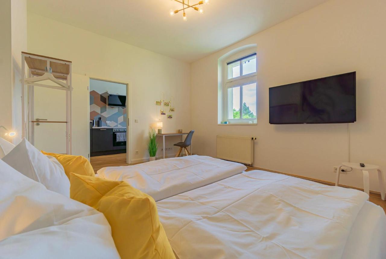 Modernes Apartment - Zentral, Ruhig, Wlan, Netflix, Kueche, Schreibtisch, Parkplatz, Waschtrockner คอตต์บุส ภายนอก รูปภาพ